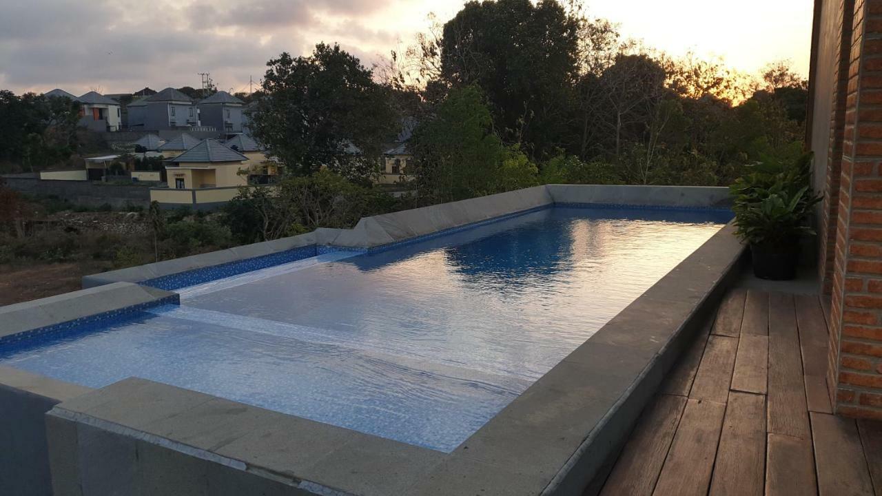 Clover Bali Jimbaran Екстериор снимка